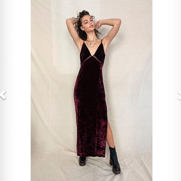 SOLD✨FREE PEOPLE Low Key Crushin Pomegranate Wine Dress - Picture 1 of 11